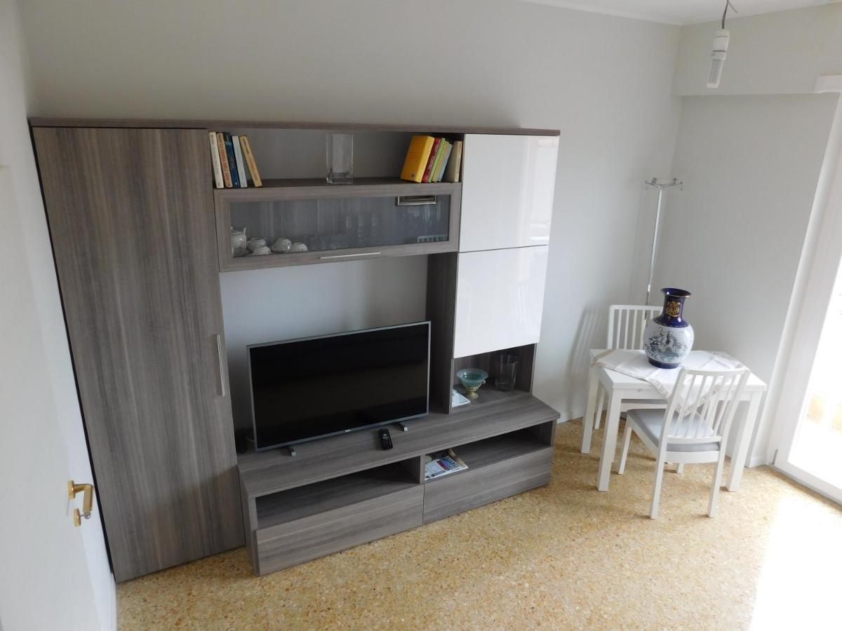 My House In Apartment Rom